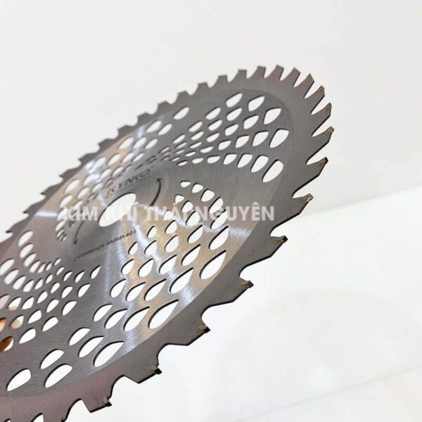 Lưỡi cắt cỏ tròn KYNKO-255MM GCS255040PRE