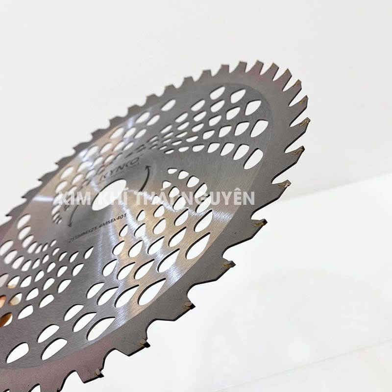 Lưỡi cắt cỏ tròn Kynko 255MM GCS255040PRE 19 Lưỡi cắt cỏ tròn KYNKO-255MM GCS255040PRE