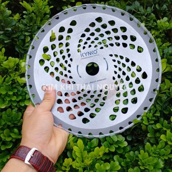 Lưỡi cắt cỏ tròn KYNKO-255MM GCS255040PRE