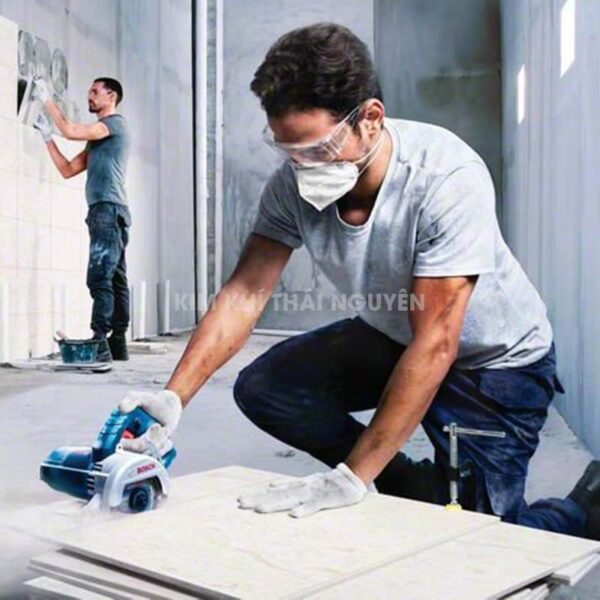 Máy cắt gạch BOSCH GDC 140 (06013A40K0)