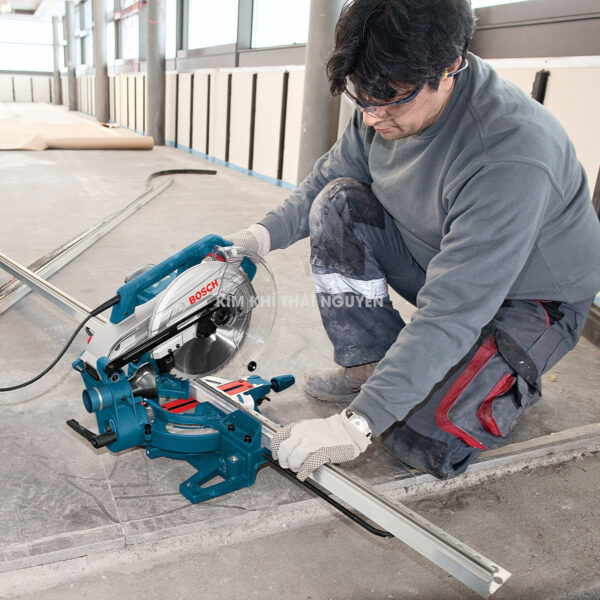 Máy cắt nhôm BOSCH GCM10MX 0601B290K0